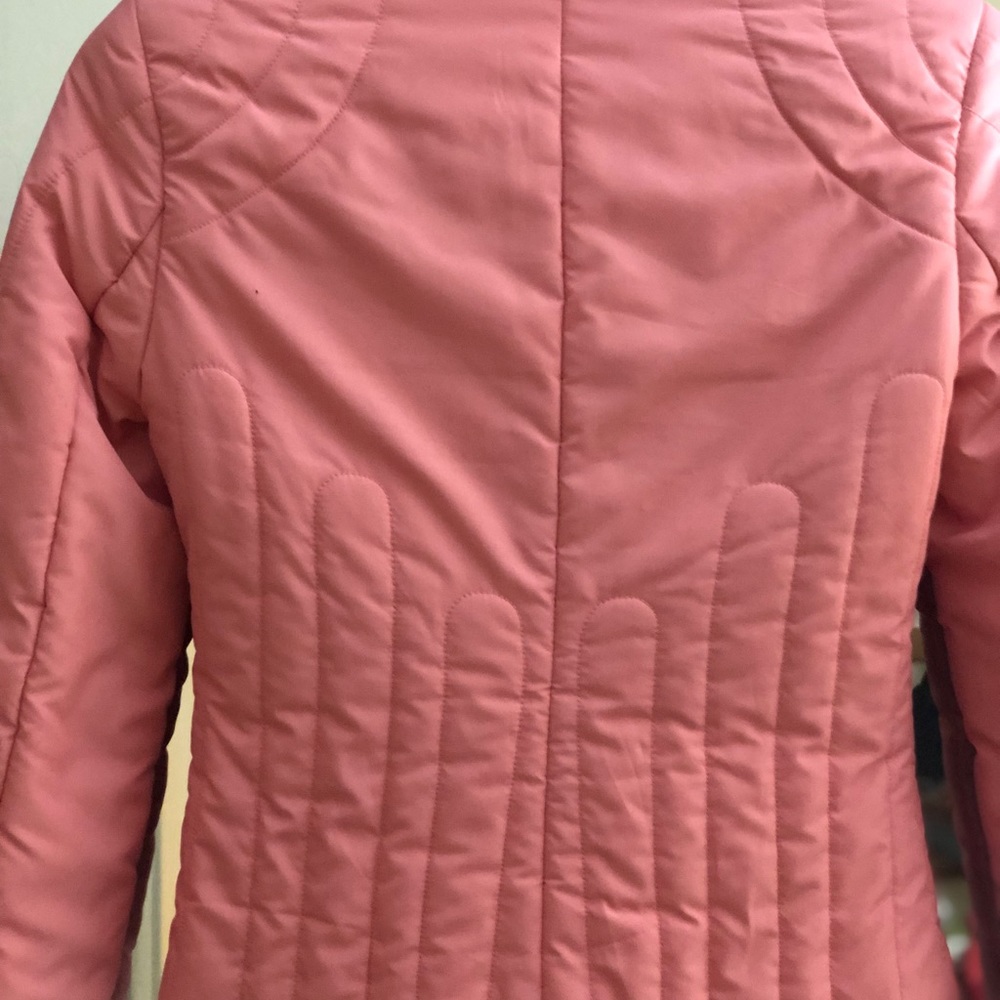 BCBG puffer coat Salmon in color - Picture 5 of 9